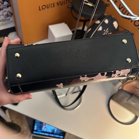 Anne Klein BUNDLE Black and Pink Artistic Bag WITH matching black wallet EUC - Picture 10 of 14